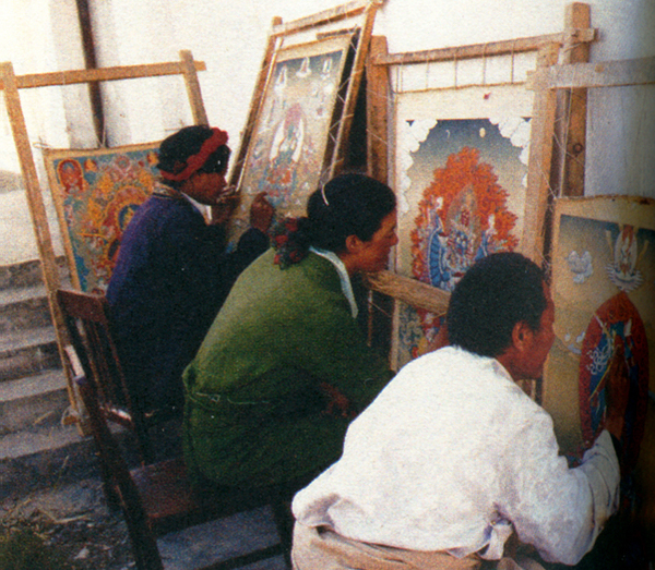 ཡན་ལག་རྒྱས་པ་བརྒྱ་དང་ལྔ་བཅུ་རྩ་བརྒྱད།