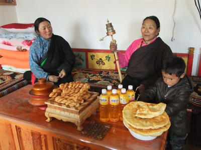 ཡུས་ཧྲུའུ་རྟ་རྒྱུག་ར་བའི་སྦྲ་གུར་དག་གནས་སྤར་བ།