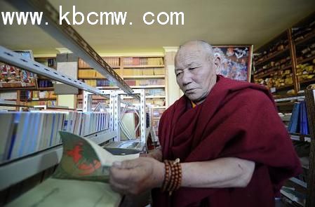 བོད་ལྗོངས་ཀྱིས་དགོན་སྡེ500ལྷག་ལ་དགོན་སྡེའི་དཔེ་ཁང་བཙུགས་པ།