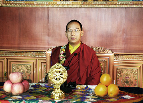 པཎ་ཆེན་སྐུ་ཕྲེང་བཅུ་གཅིག་པ་ཆོས་ཀྱི་རྒྱལ་པོ་མཆོག་ནས་རྒྱལ་ཁབ་ཕྱི་ནང་གི་བོད་རིགས་སྤུན་ཟླ་ཚོར་ལོ་གསར་གྱི་ཤིས་ཚིག་སྒྲོན་པ།