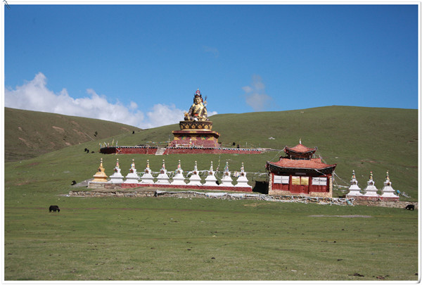 ལུང་བསྟན་གེ་སར་ཐང་ཆེན།