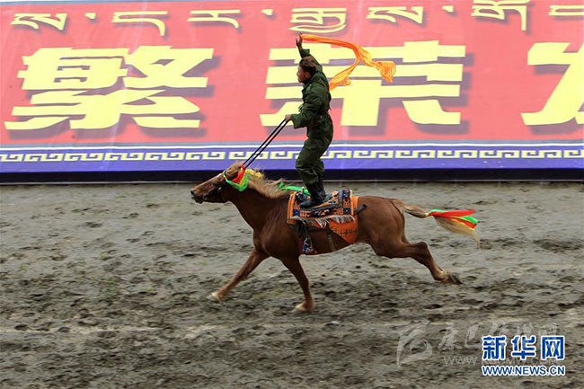 བདེ་ཆེན་བོད་རིགས་རང་སྐྱོང་ཁུལ་བཙུགས་ནས་ལོ60འཁོར་བར་རྟེན་འབྲེལ་ཞུ་བ།