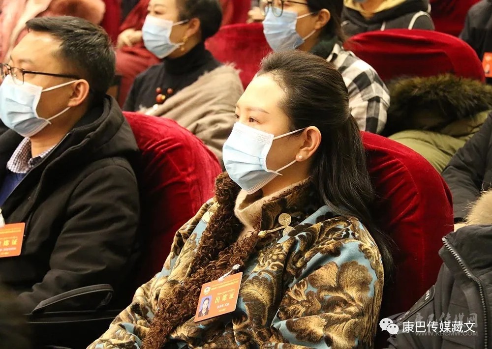 སྲིད་གྲོས་དཀར་མཛེས་ཁུལ་ཨུ་ལྷན་སྐབས13གྲོས་ཚོགས་ཐེངས5དར་མདོར་གྲོལ།