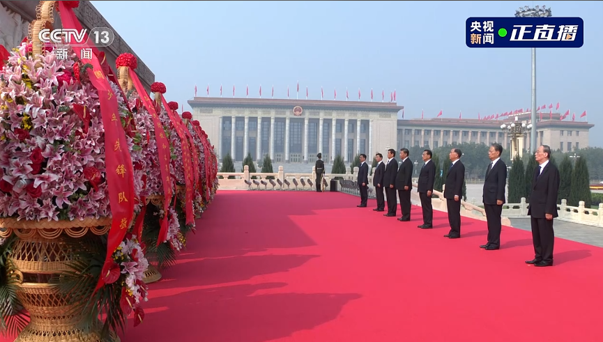 ནམ་ཡང་བརྗེད་མི་སྲིད། མི་དམངས་དཔའ་བོ་མི་ནུབ་ཡུན་དུ་གནས།