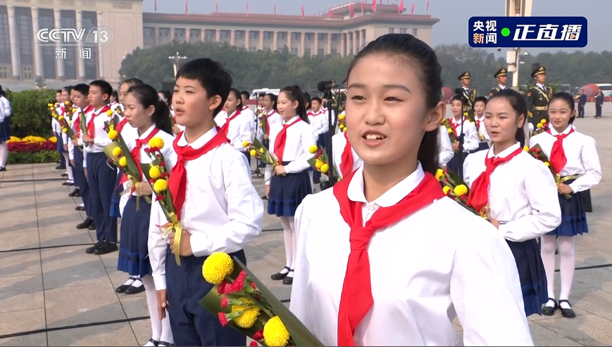 ནམ་ཡང་བརྗེད་མི་སྲིད། མི་དམངས་དཔའ་བོ་མི་ནུབ་ཡུན་དུ་གནས།