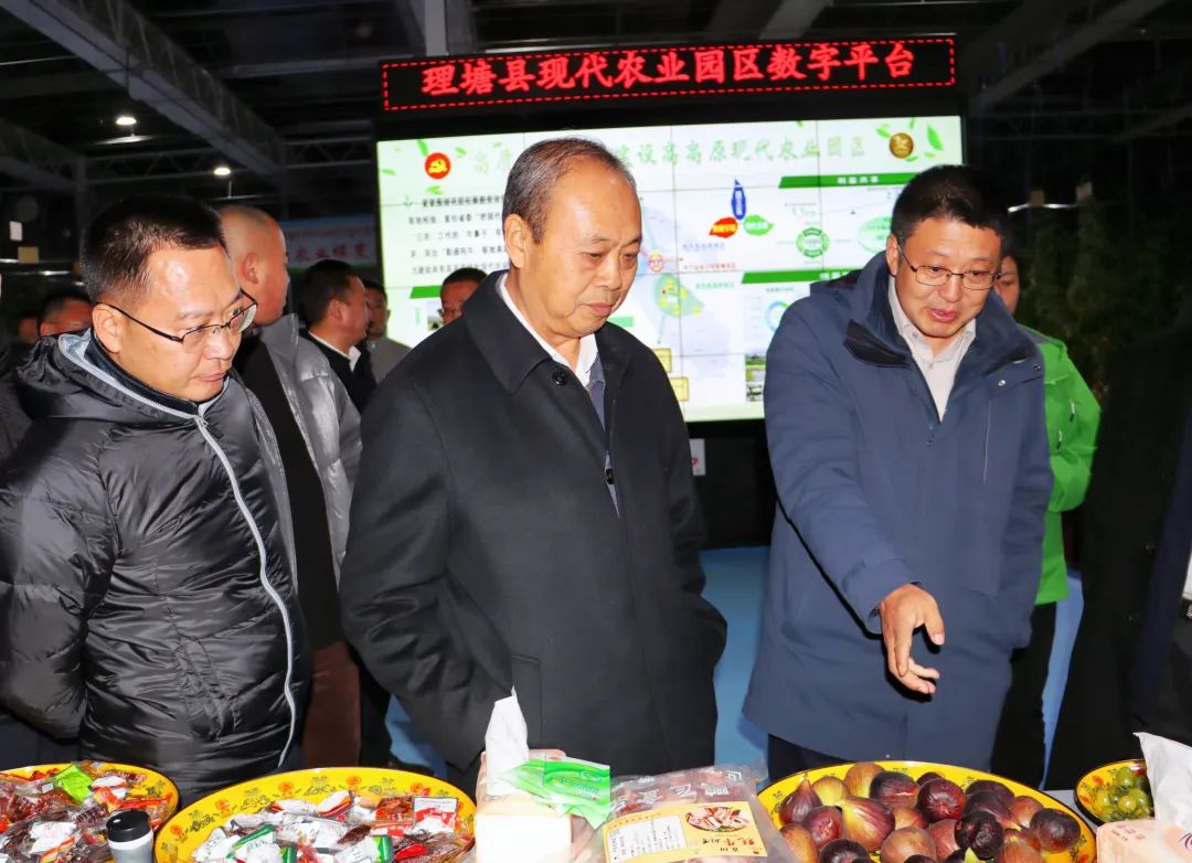 རྔ་བ་ཁུལ་ཏང་སྲིད་འཐུས་ཚབ་ཚོགས་པ་རང་ཁུལ་དུ་རྟོག་ཞིབ་ལ་ཡོང་།
