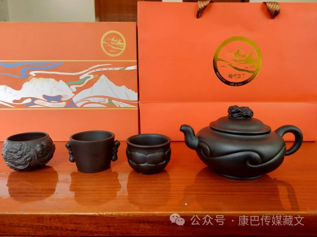 རྫ་མའི་ཇ་སྣོད་འདི་ཚོ་ལ་རིག་གནས་ཀྱི་བྲོ་བ་ཡོད།